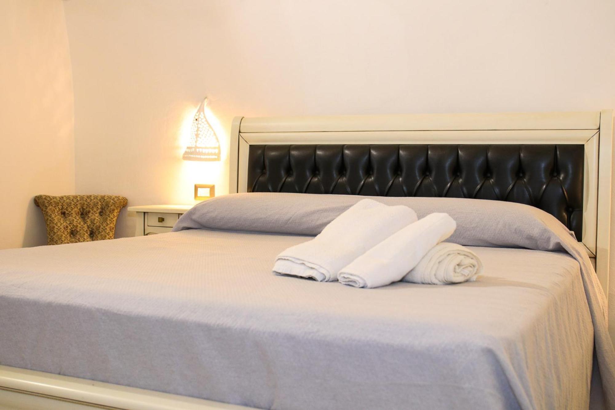 Palazzo Piccioli Hotel Gallipoli Buitenkant foto