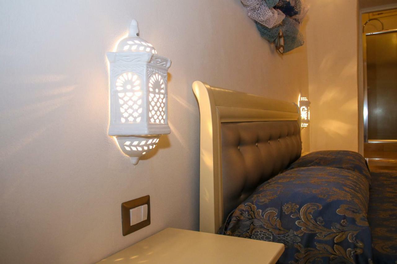 Palazzo Piccioli Hotel Gallipoli Buitenkant foto